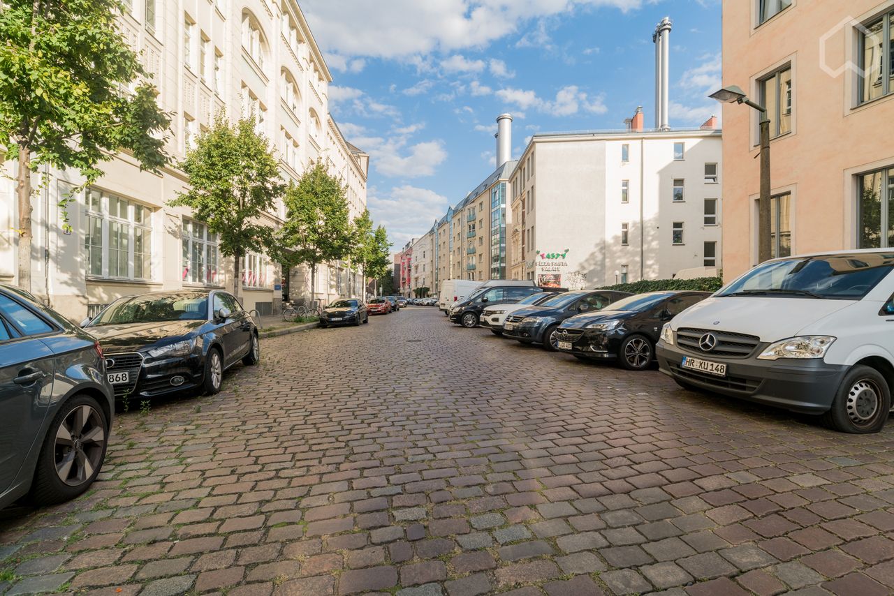 RARE find! ->New build flat in Mitte with 2 private balconies
