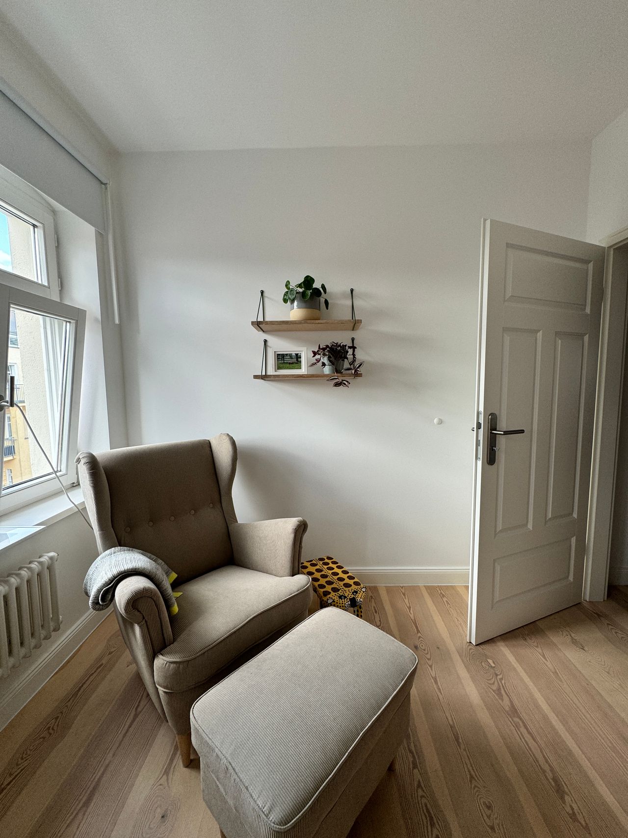 3 room fully furnished bright and open flat Friedrichshain