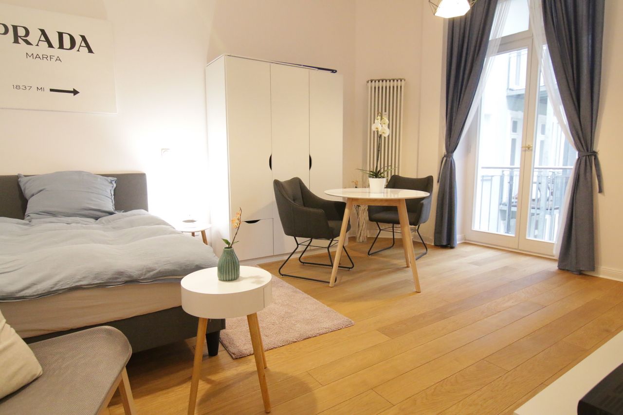 Fashionable, lovely apartment located in Charlottenburg