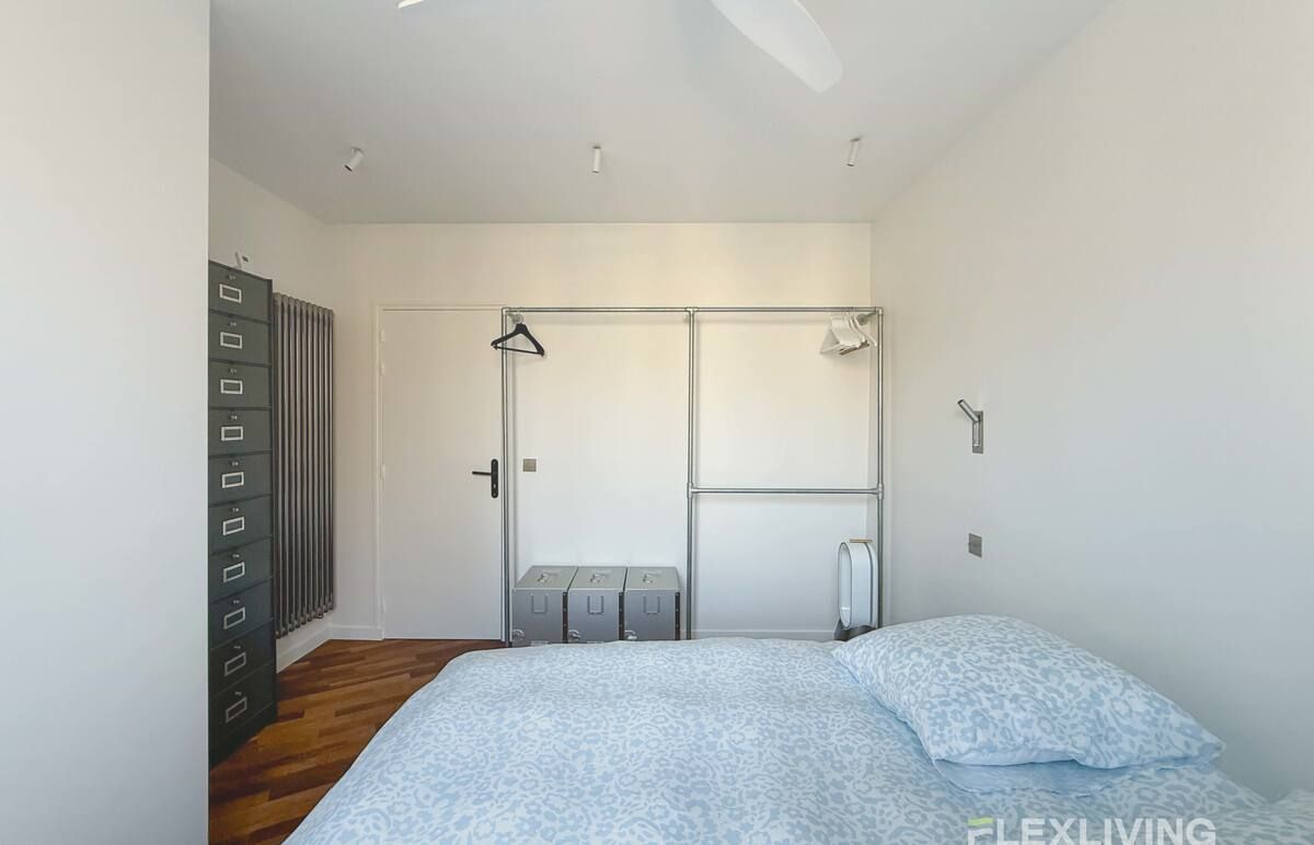 Bright and spacious apartment in the heart of the 18th arrondissement