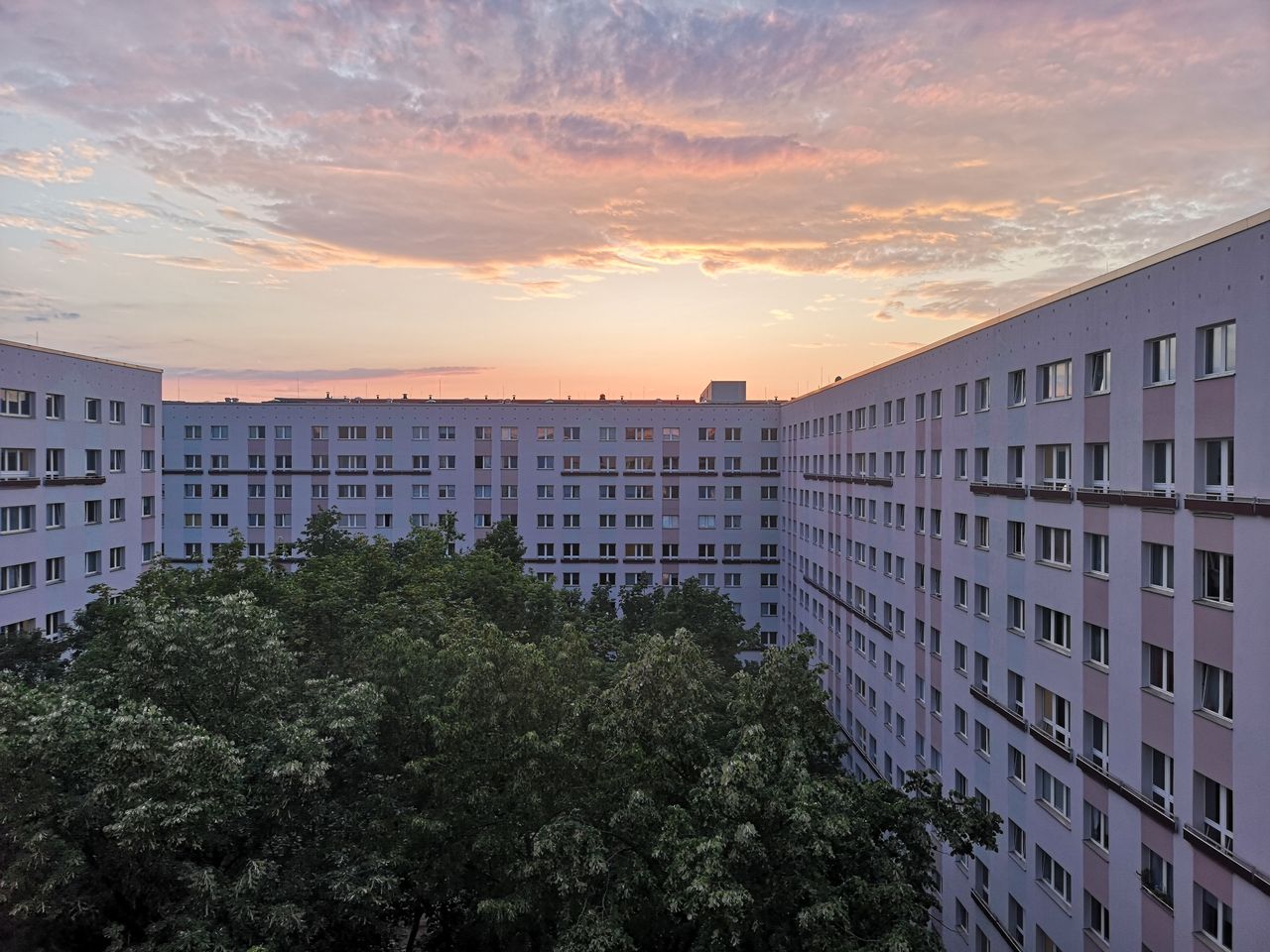 Great and quiet home close to Alexanderplatz