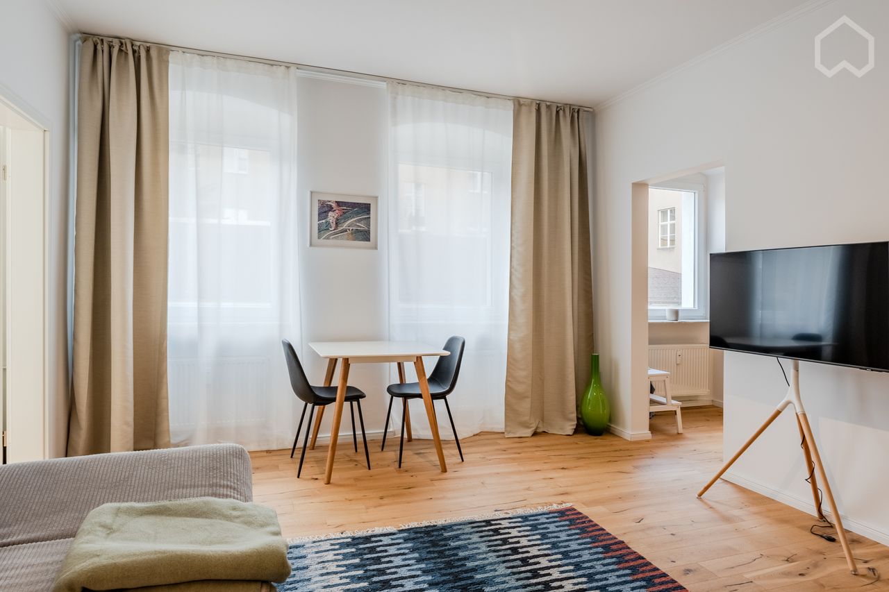 New:  Fully furnished 2 room apartment in Berlin Mitte (Moabit)