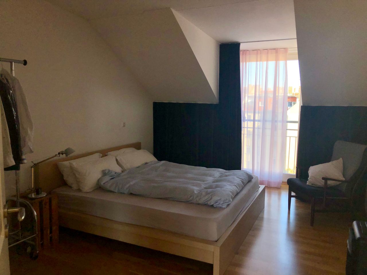 2 Room Rooftop Apartment in Quiet Central Location in Prenzlauer Berg