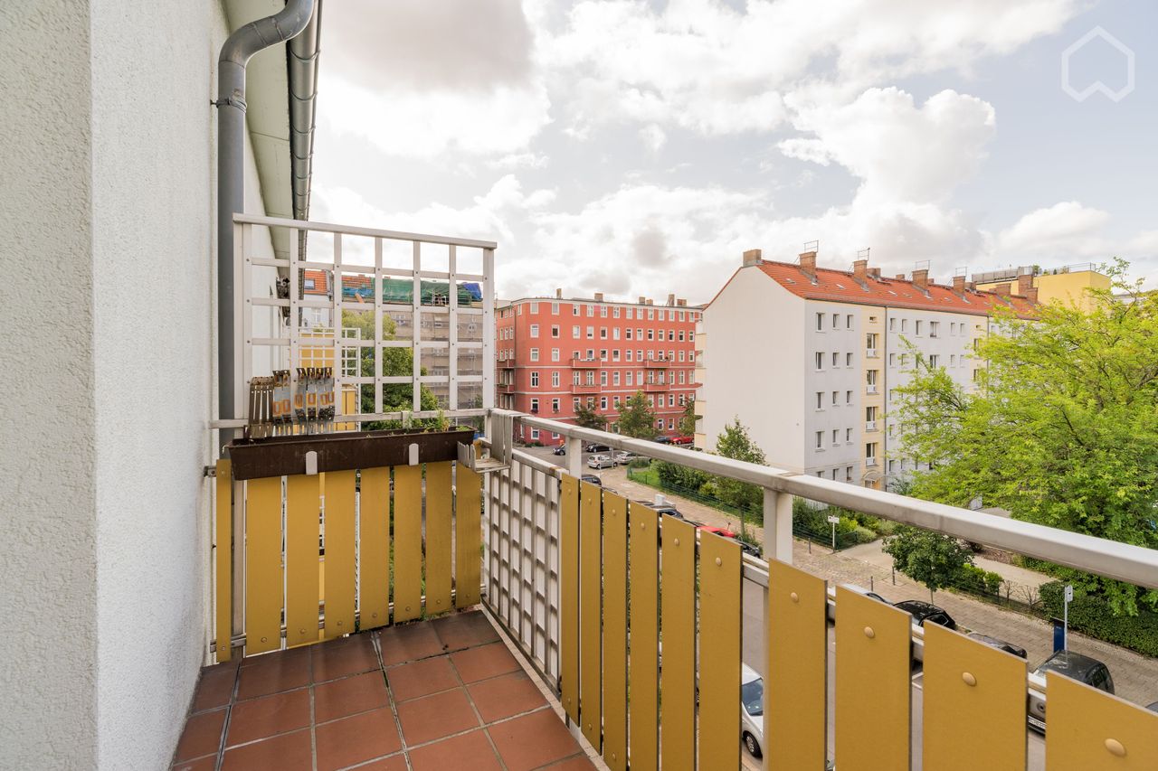 Charming 2-Bedroom Oasis in the Heart of Berlin