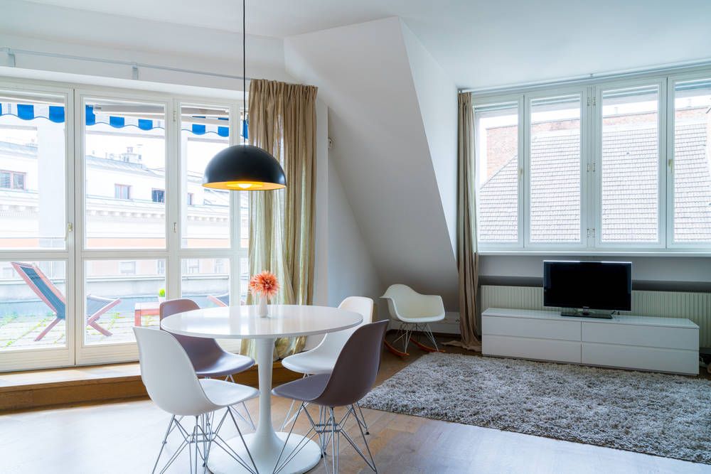 Beautiful apartment Vienna near the leafy Stadtpark - great for short term and long term rent