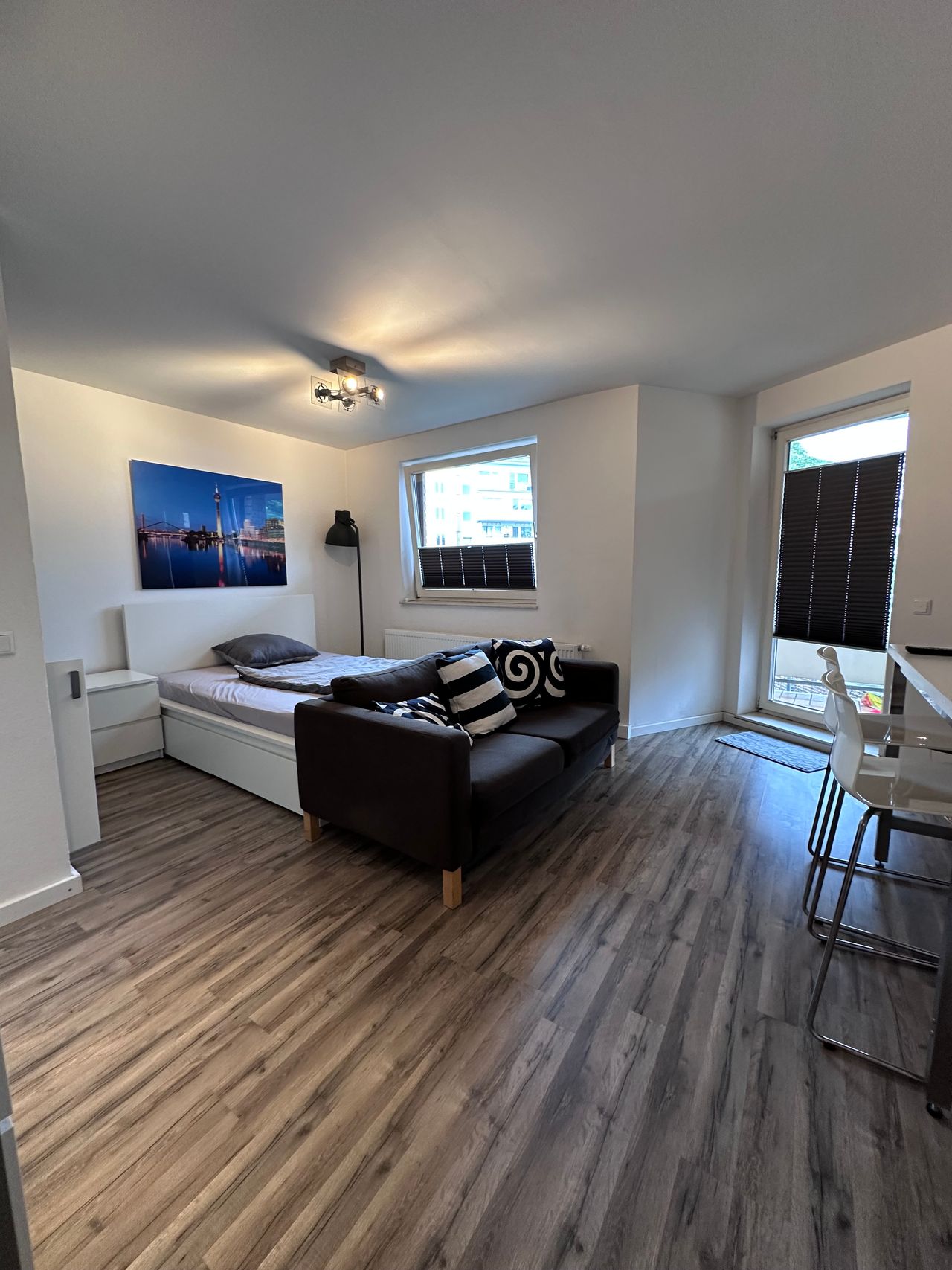 Charmantes, großartiges Studio Wohnung in Düsseldorf Center