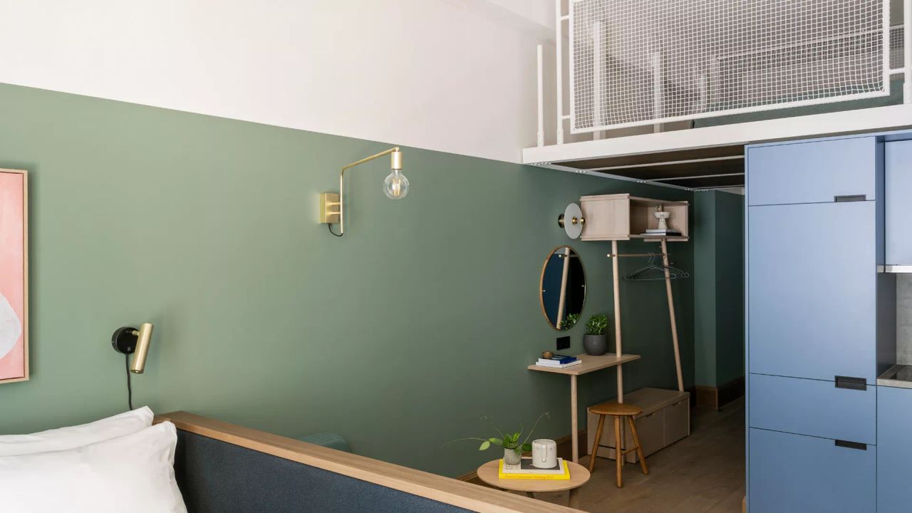 Modern apartment mezzanine (with 2 beds or a couch) inclusive of outdoor pool, co-working and gym in Munich Obersendling