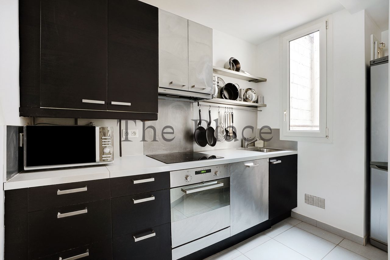 Charming One-Bedroom Apartment on Rue Rodier – Close to Opéra Garnier