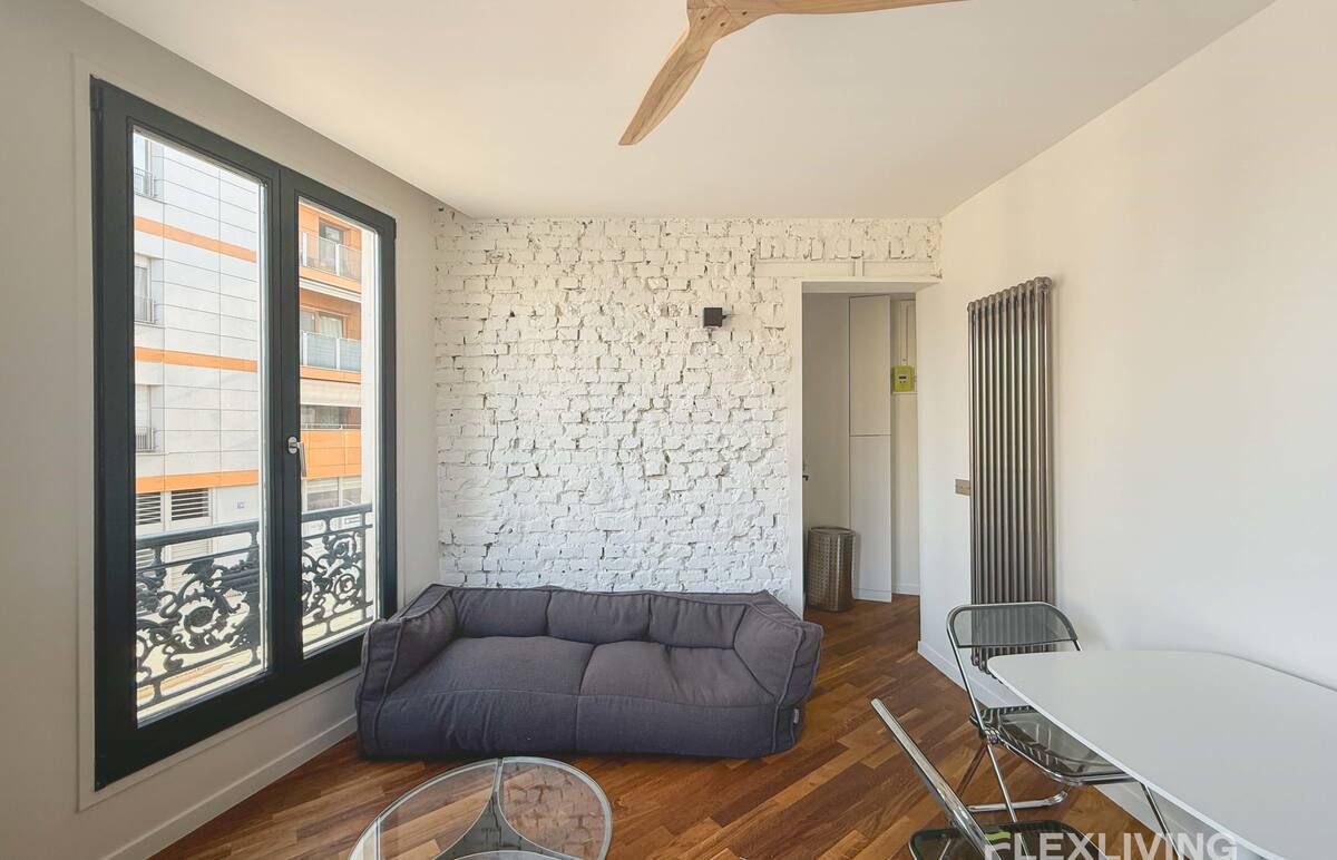 Bright and spacious apartment in the heart of the 18th arrondissement