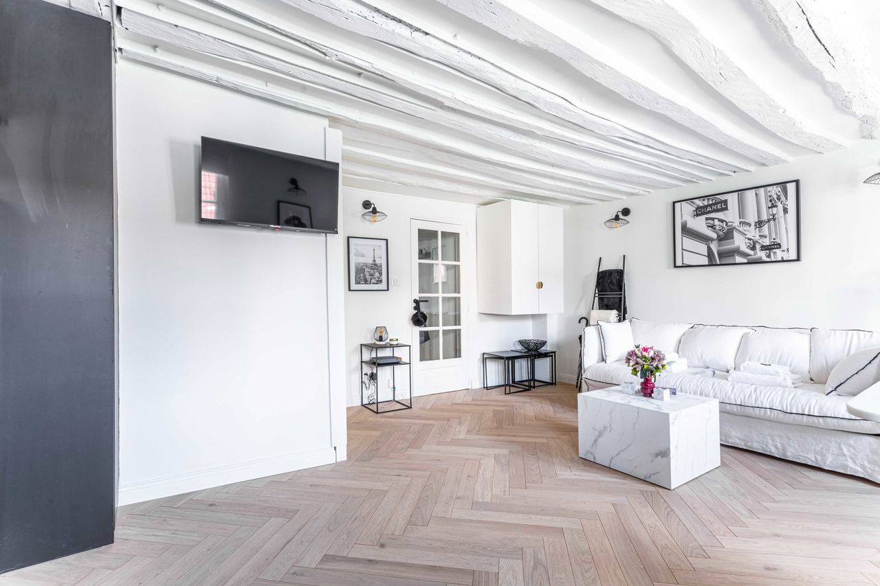 Stylish apartment of 40m2 located in the 2nd district of Paris, near the Palais Garnier