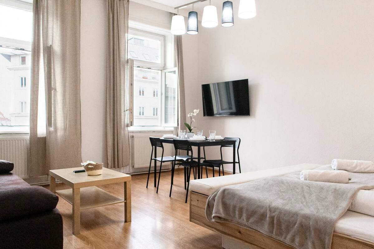 Comfortable 2BR apartment in the center of Vienna