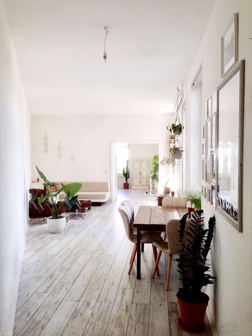 Awesome & Bright 1 BR Appartement in Berlin +AC (Klima) +Parking +Home Gym +Maid Service!