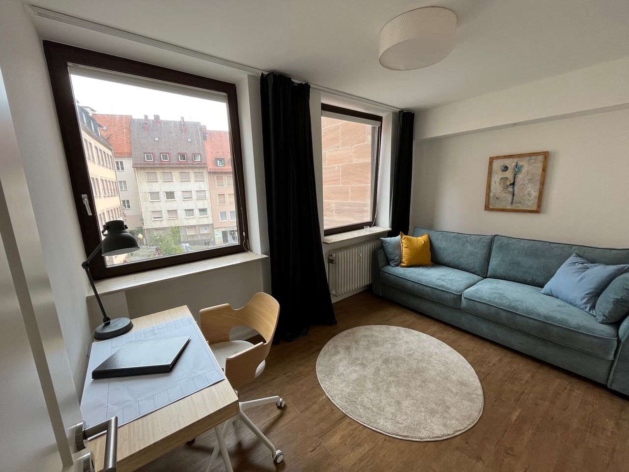 High-quality furnished City-Loft with south balcony in the old town Sebald