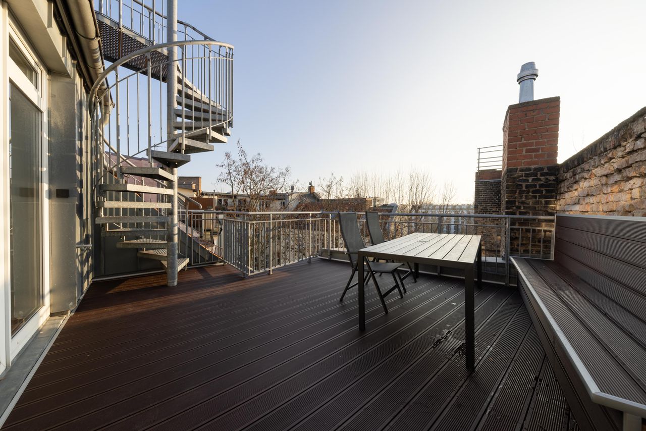 🔥 Penthouse: 360° Rooftop Terrace with Skyline Views at Boxhagener Platz in Friedrichshain