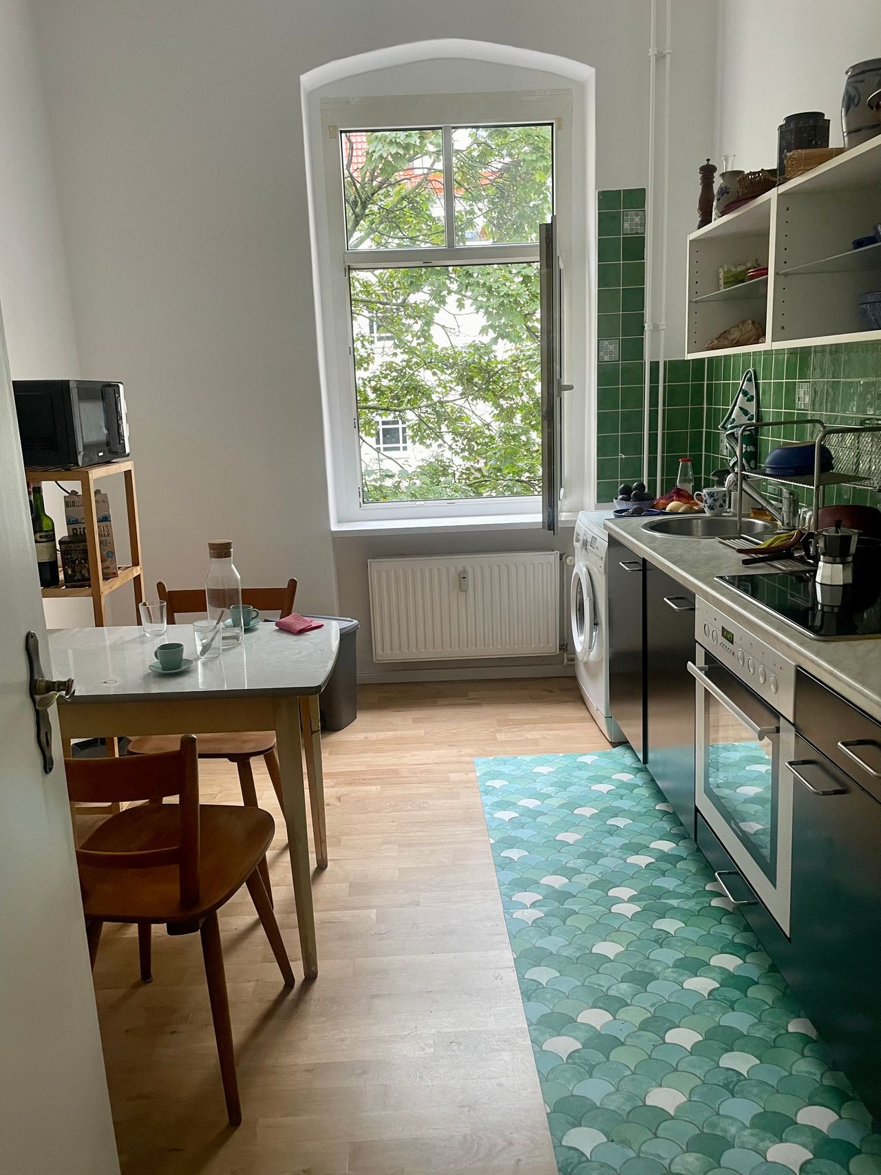 Hyper luminous 2 rooms flat in Friedrichshain