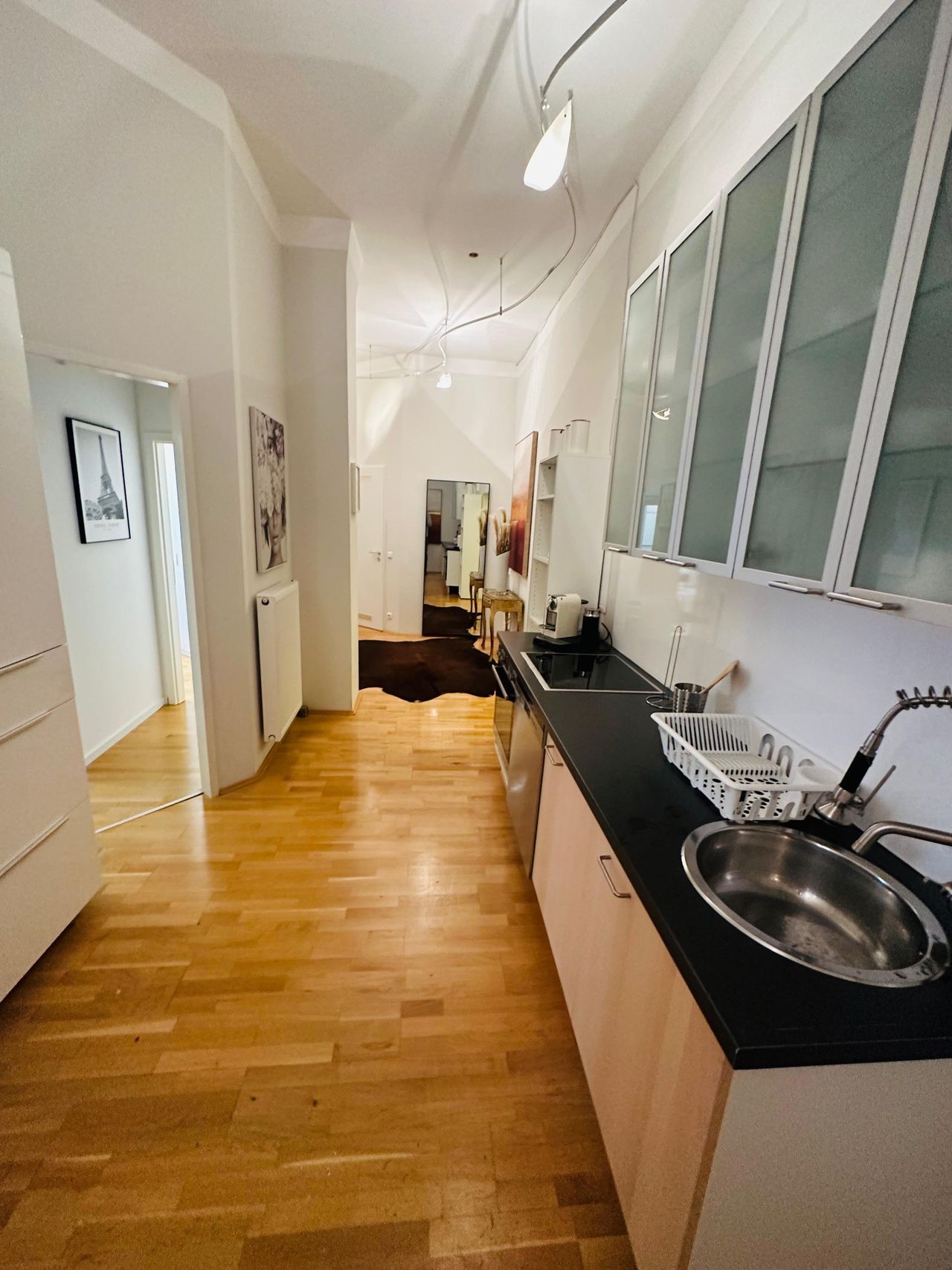Cute and pretty flat close to city center
