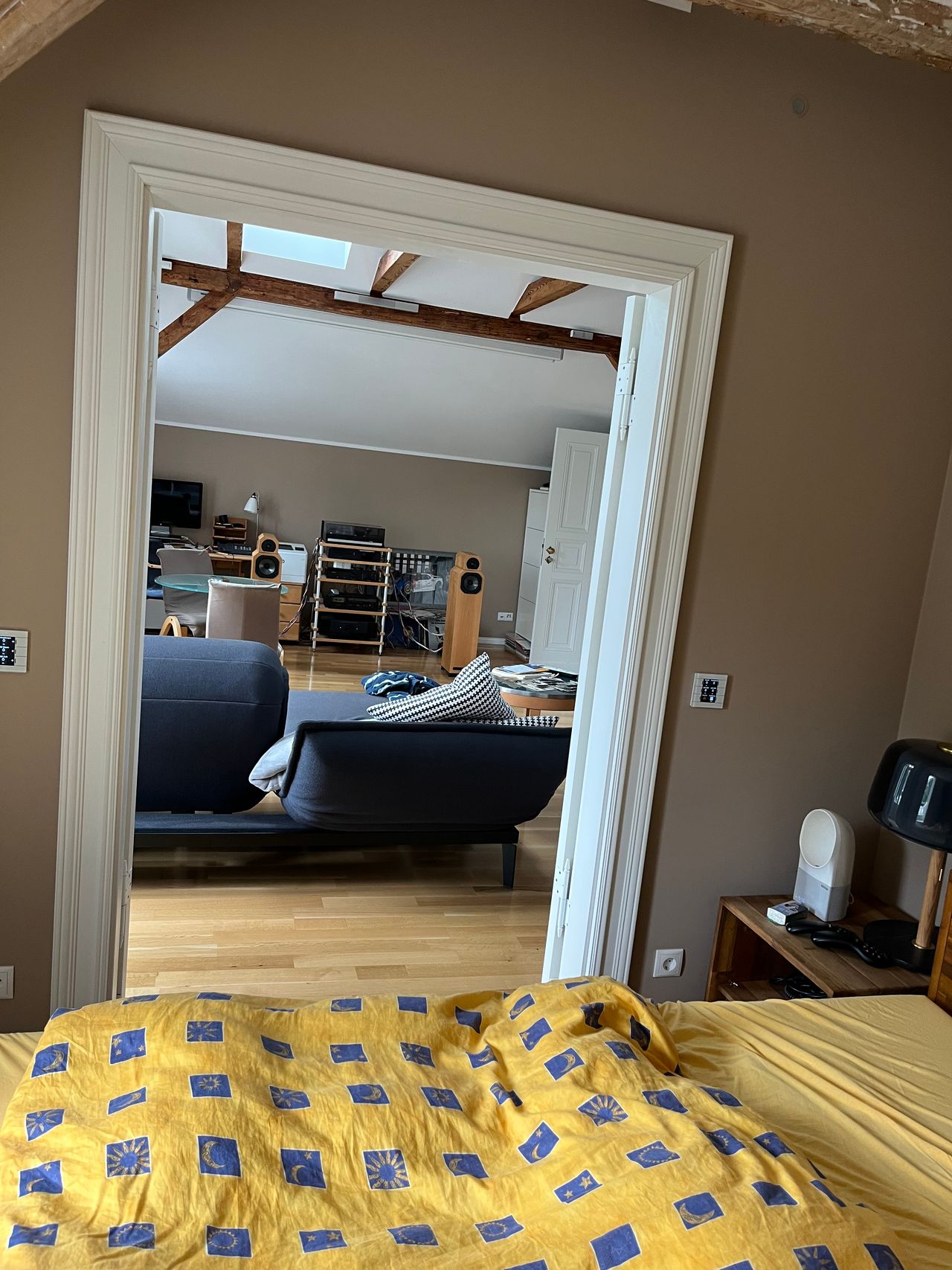 Spacious & perfect suite in Steglitz