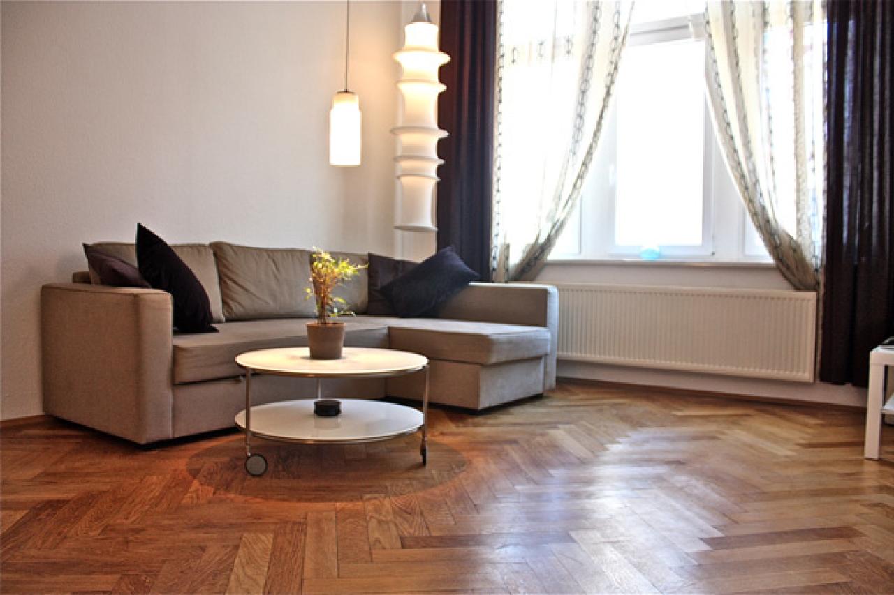 Cosy fully furnished flat in the heard of Prenzlauer Berg ( small familie or 2-3 friends )