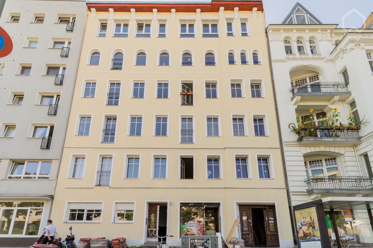 Modern, light-flooded studio apartment, centrally located Kreuzberg