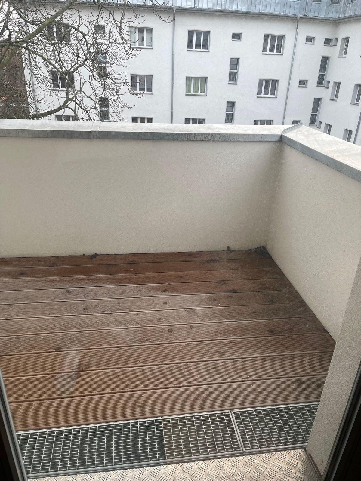 Modern 3-Room Apartment in Prenzlauer Berg for Short-term Rent