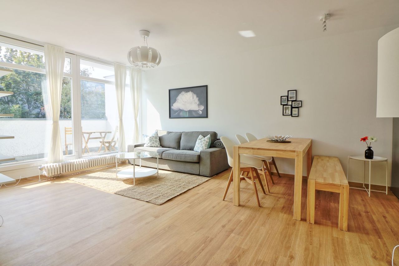 Spacious 2.5-room apartment in Kreuzberg