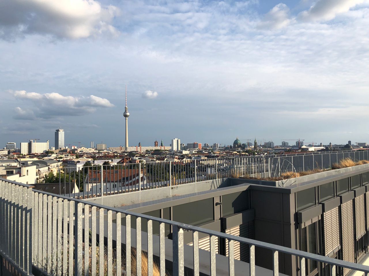 Stylish and cozy design apartment in top location in Berlin-Mitte - with private gym and rooftop terrace