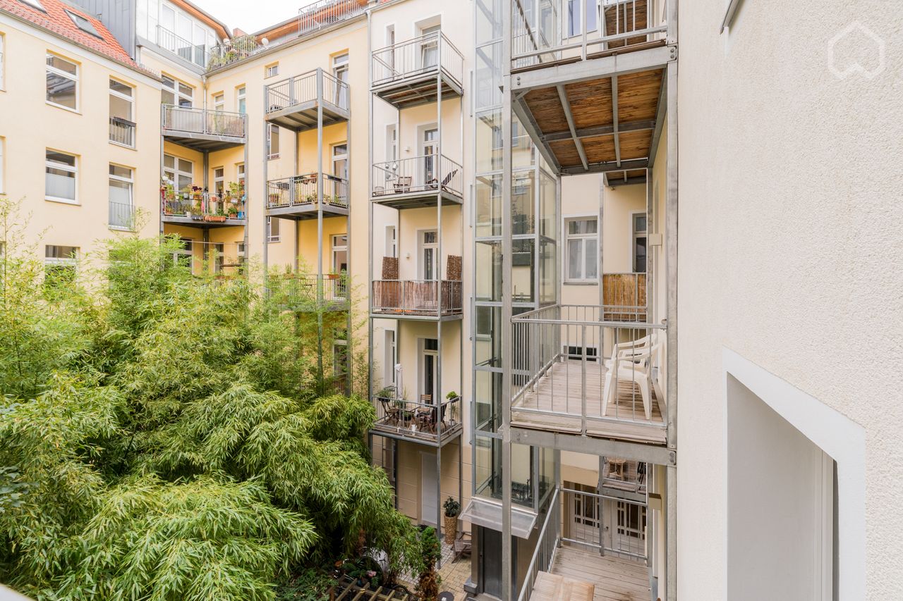 beautiful modern 2-room apartment in Friedrichshain / Boxhagener Kiez