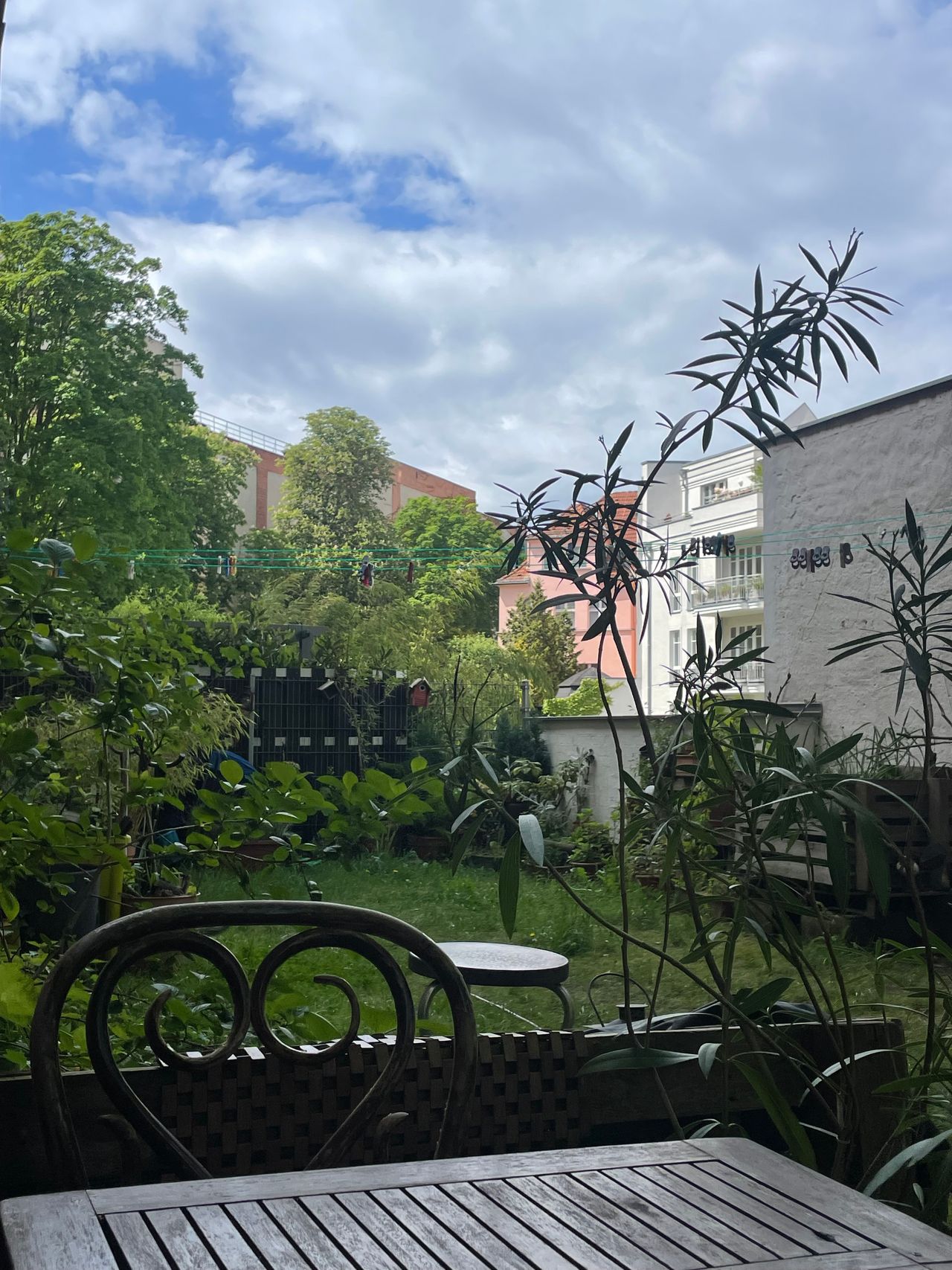 Neat studio with garden close to city center