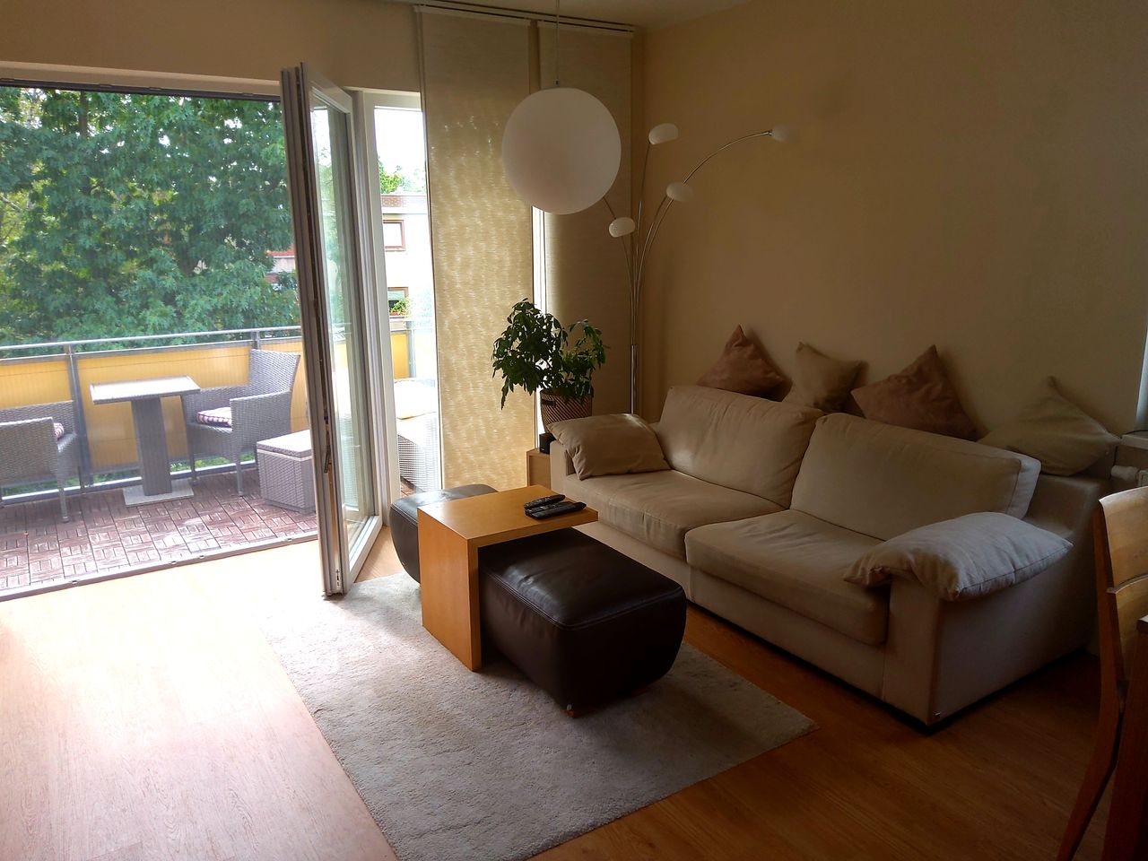 Modern, bright 3 room apartment for rent in Berlin-Britz