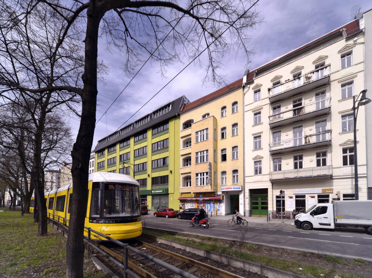 2-room-apartment on ground floor near Alexanderplatz