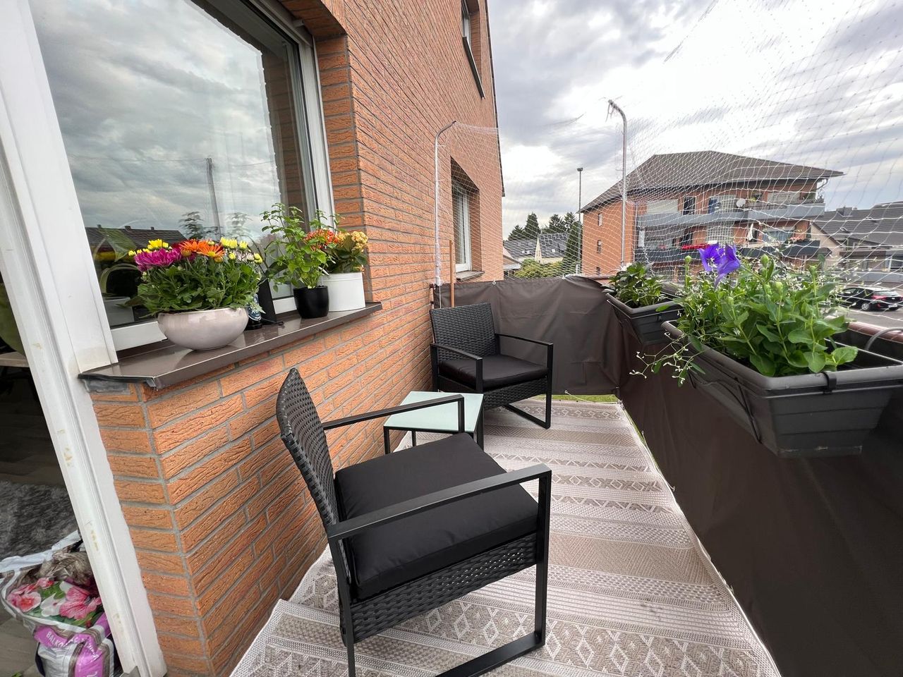 Charming 2-room flat with balcony for rent in the heart of Troisdorf Spich!