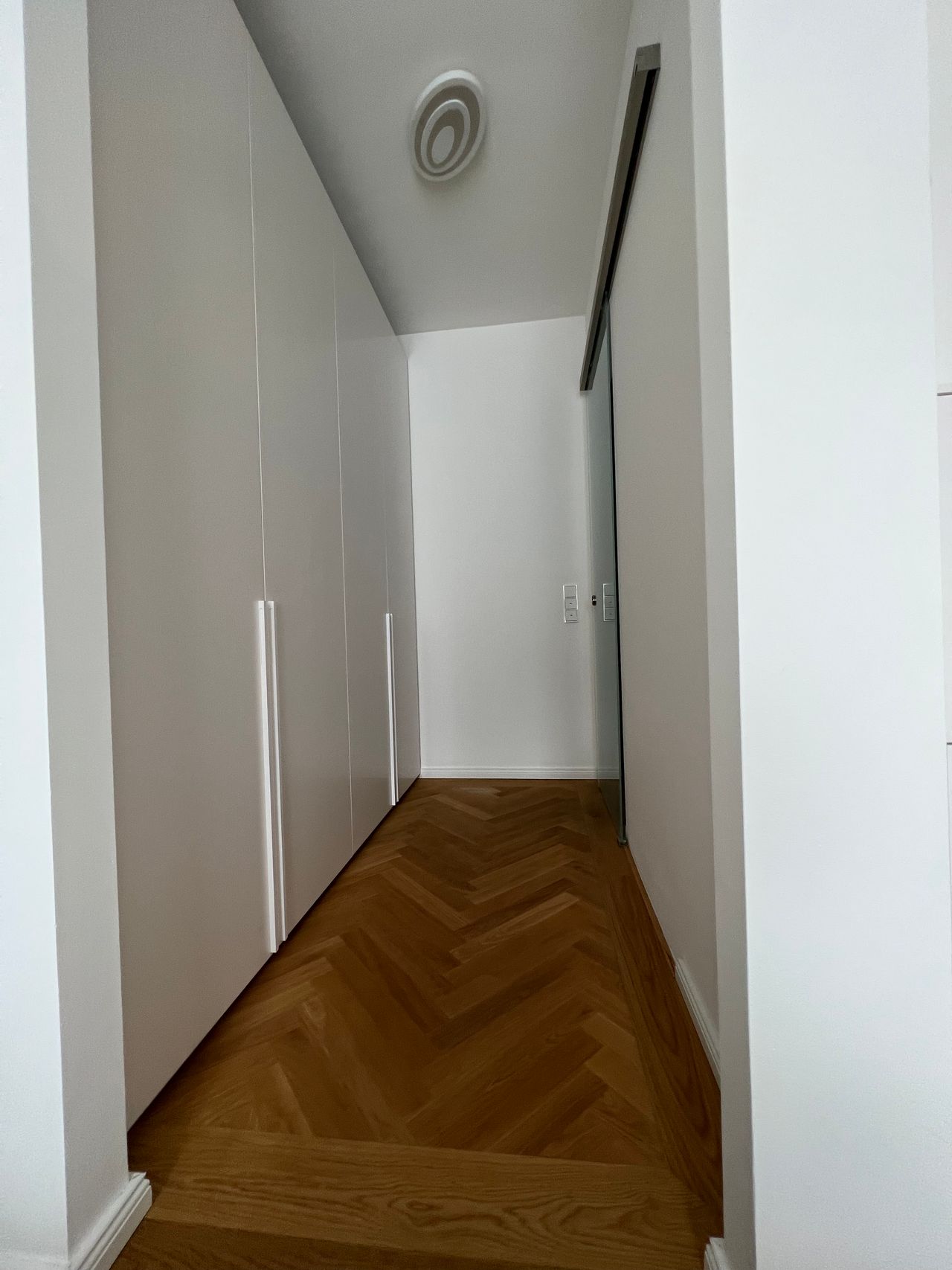 Representative 2-room apartment | Underground PARKING as OPTION | at Pedestrian zone Wilmersdorfer Str.