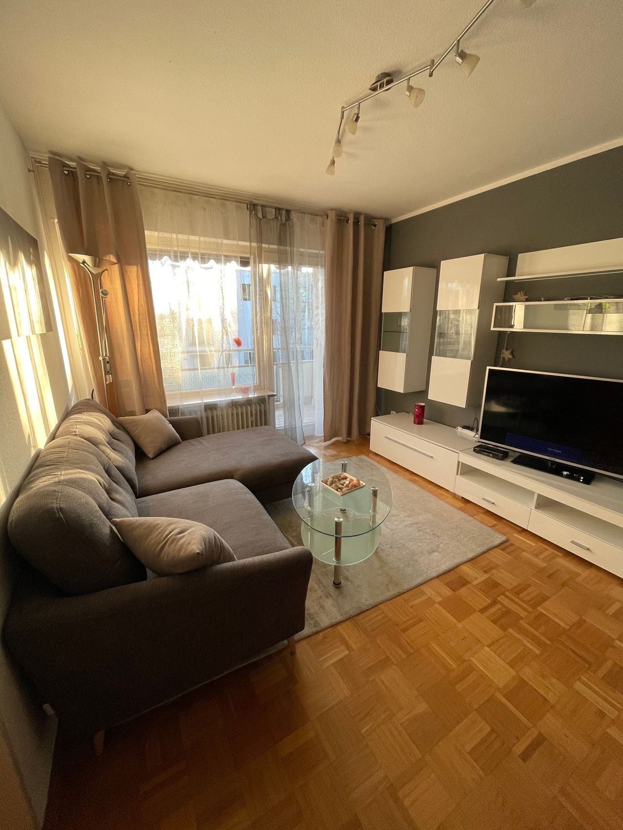 Renovated and well-kept 1.5 room apartment with balcony in Trudering