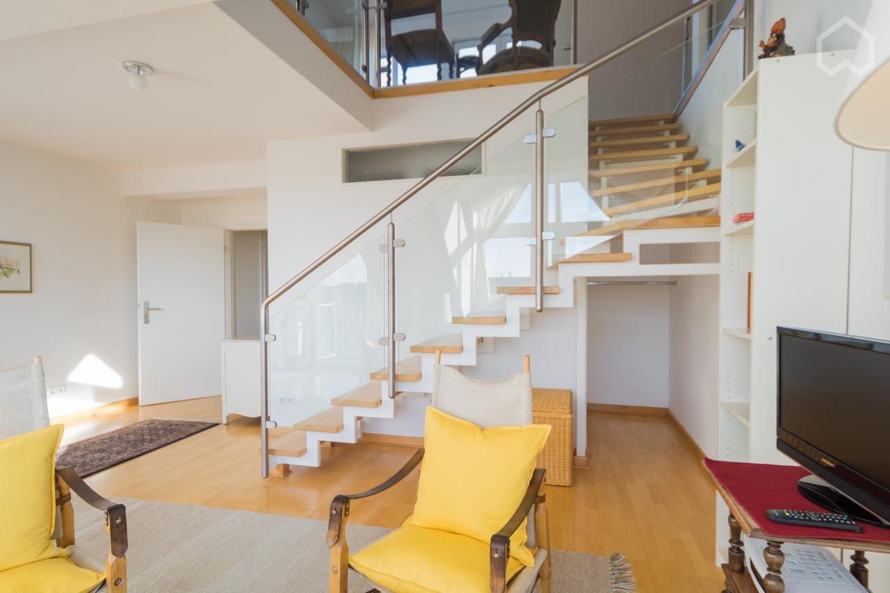 Penthouse maisonette with terrace in Charlottenburg-Westend