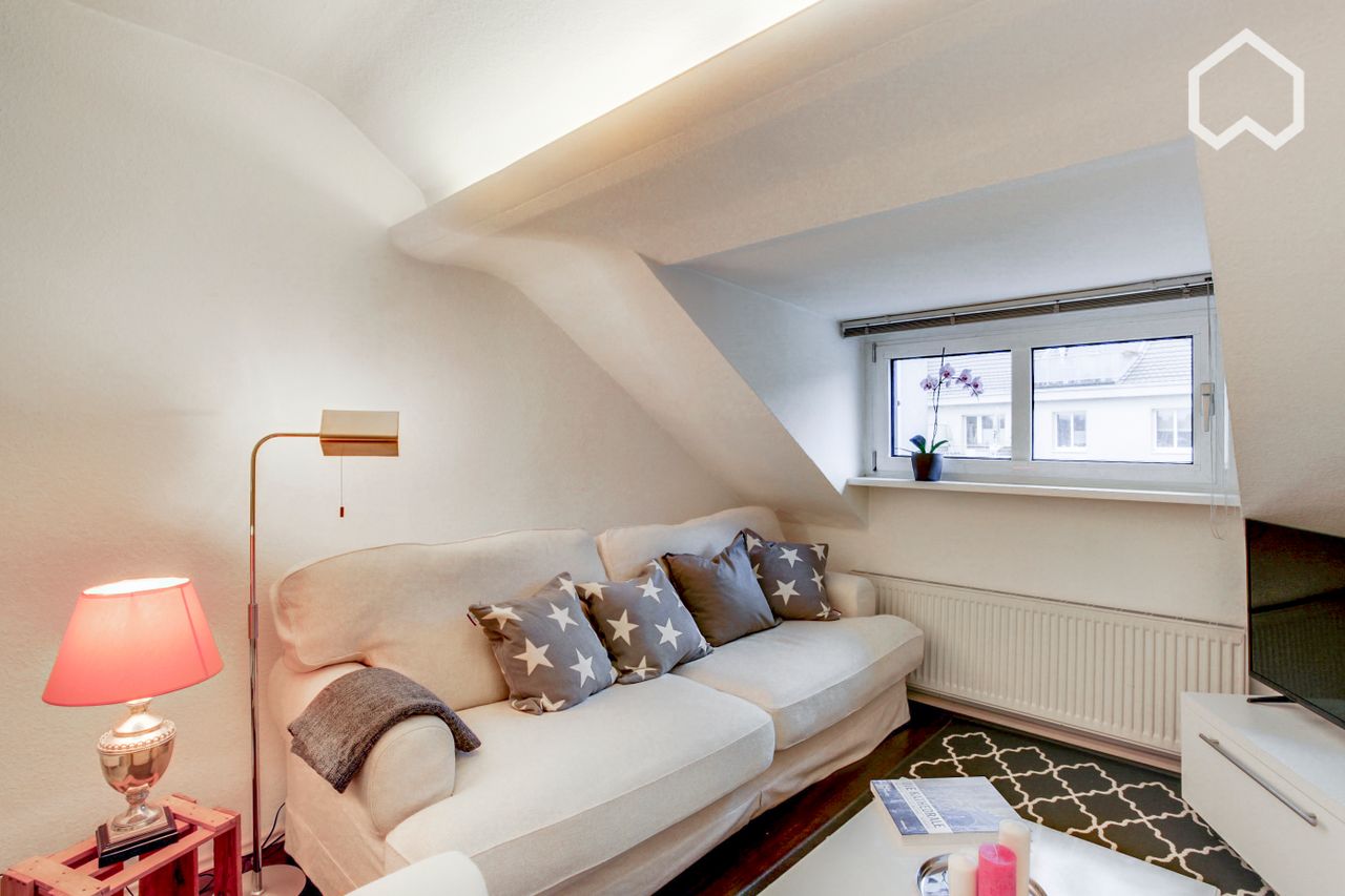 Cute smart home apartment, located in Sülz Cologne's favorite district