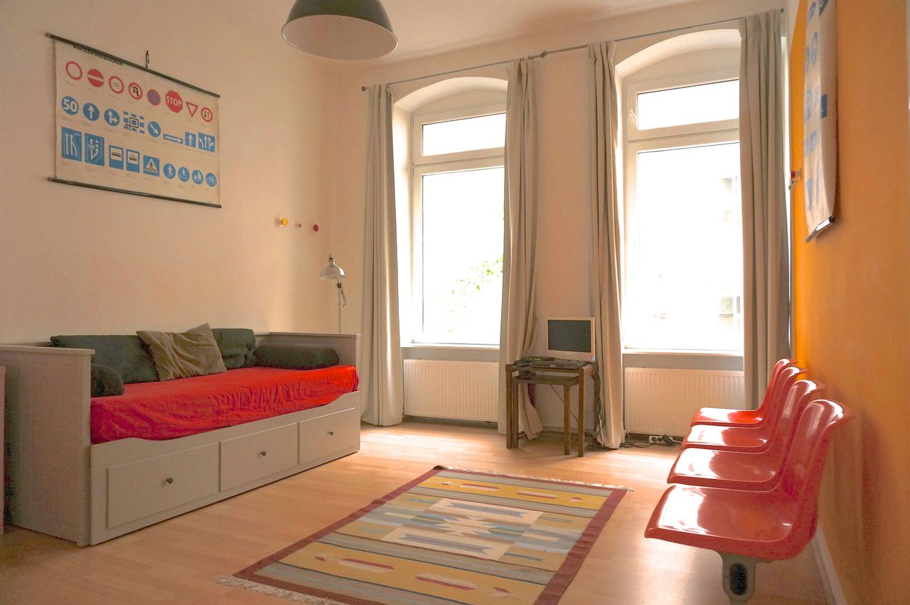 Bright  1,5-room apartment in the heart of Kreuzberg
