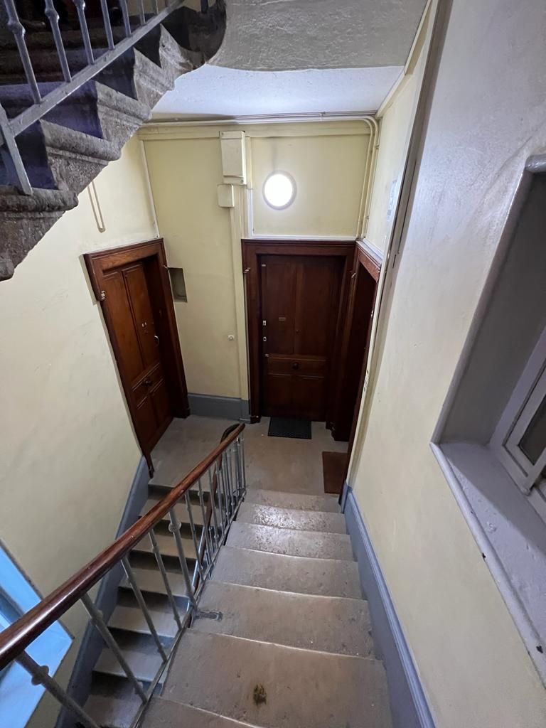 1-bedroom apartment with 1 old living room, newly renovated