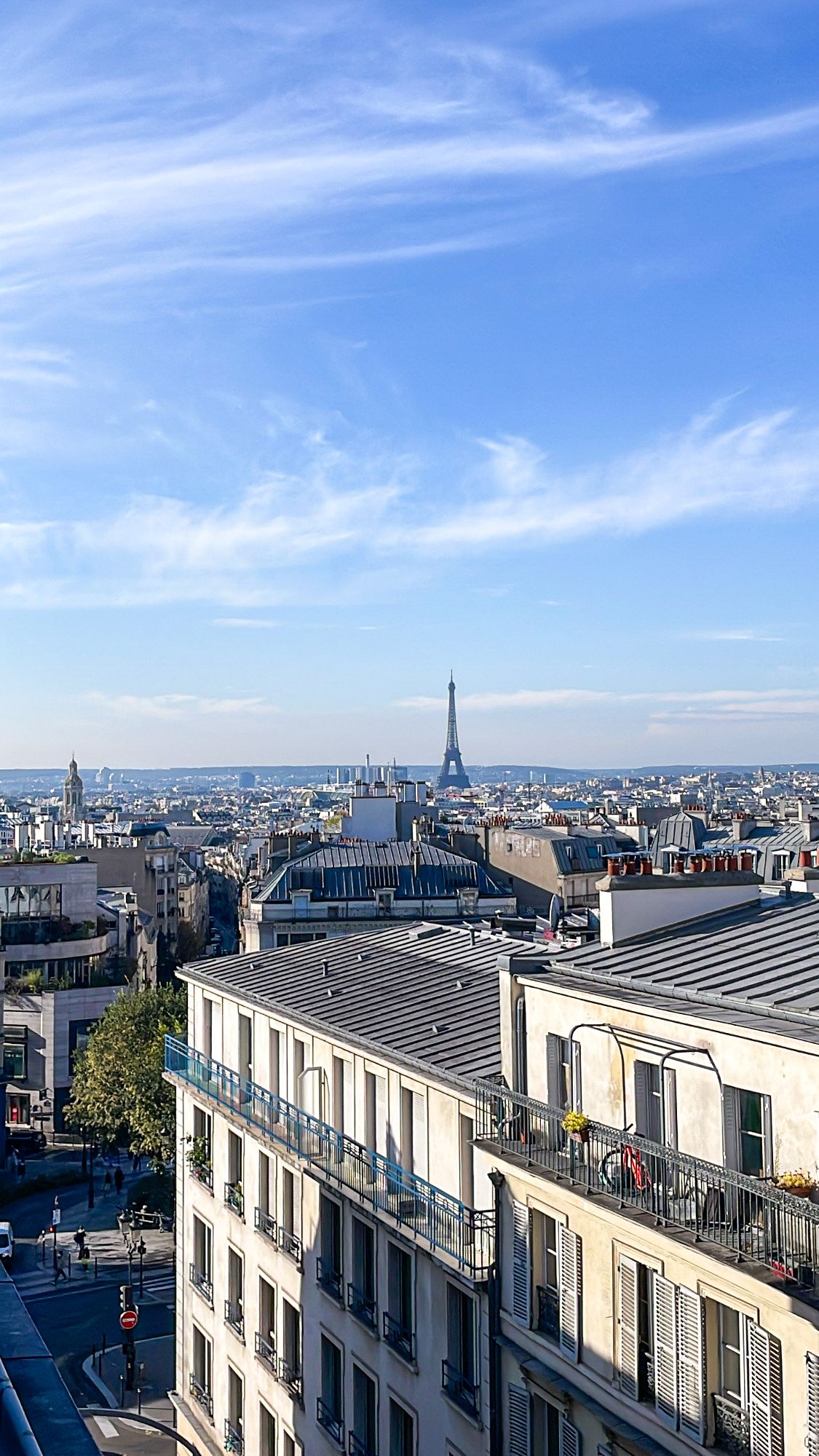 Charming flat with views in Montmartre