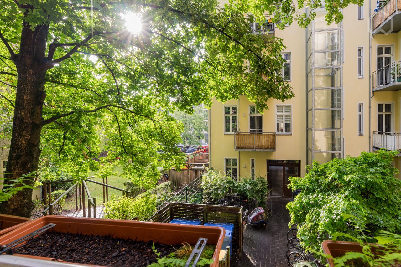 Calm, charming apartment in the center of Prenzlauer Berg