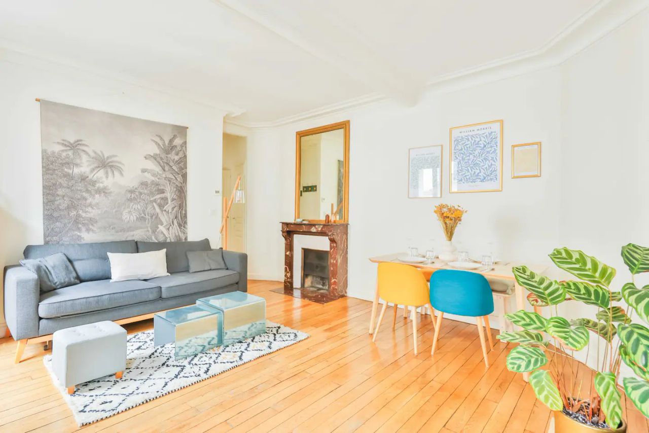 Functional and Perfectly Optimized: Charming 1-Bedroom Apartment in the 18th Arrondissement"
