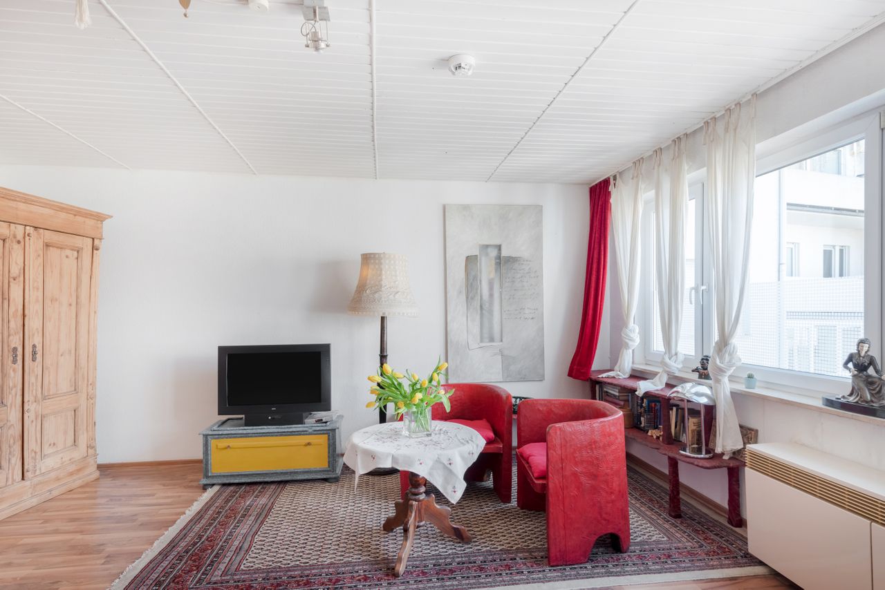 Perfect and cosy apartment with excellent traffic connection in city center, Stuttgart