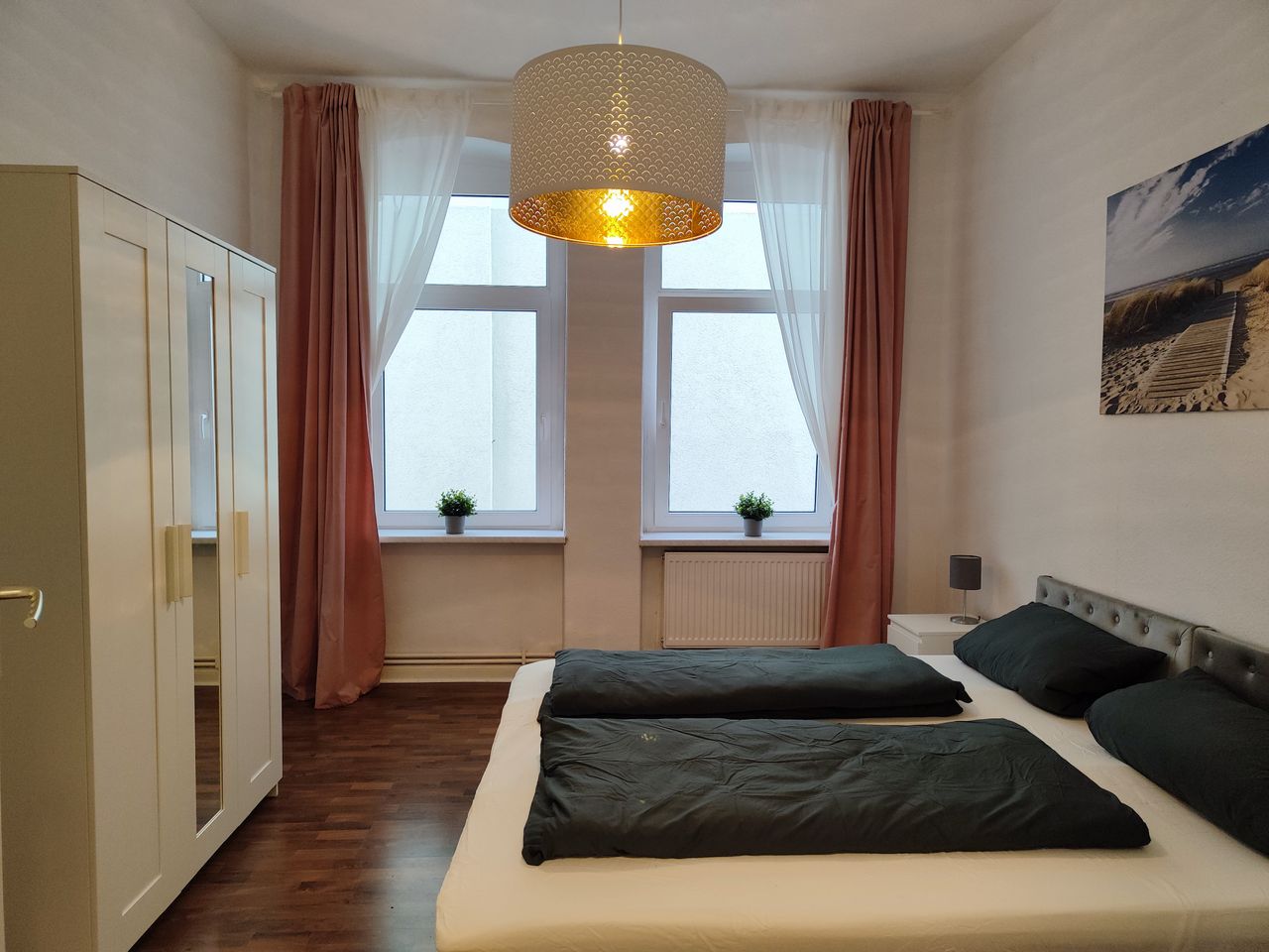Spacious accommodation - close to the city centre