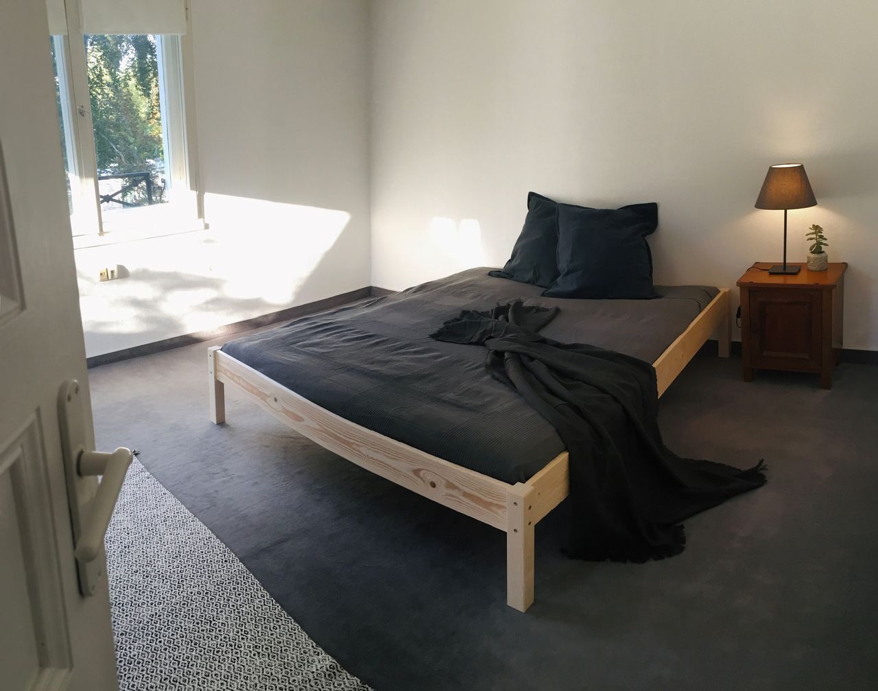 bright & spacious attic flat in turn of the century villa close to S-Bahn station Wannsee (Berlin) - very fast into the city and to Potsdam