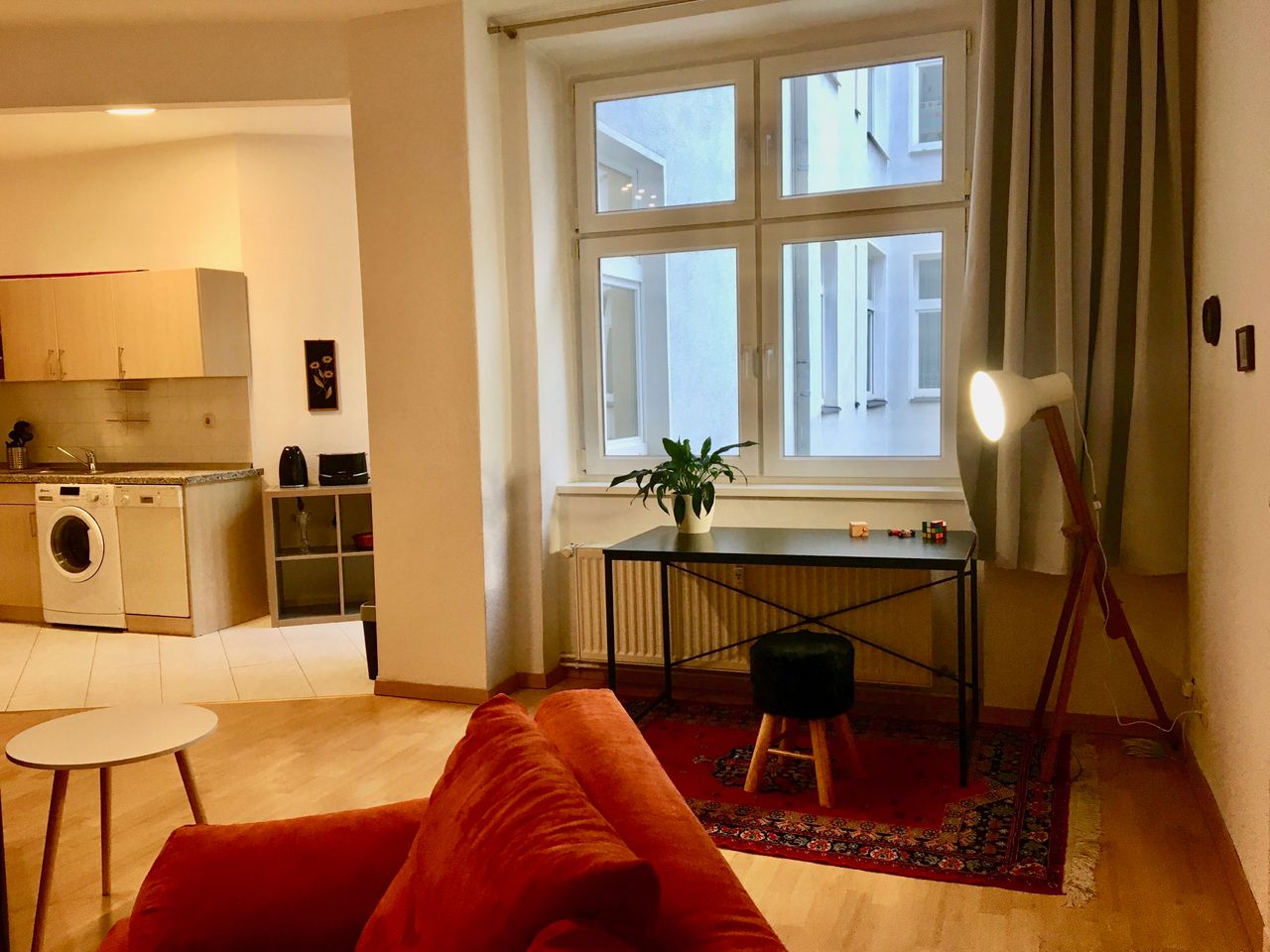 'Gina' - beautiful, renovated old building apartment in Prenzlauer Berg