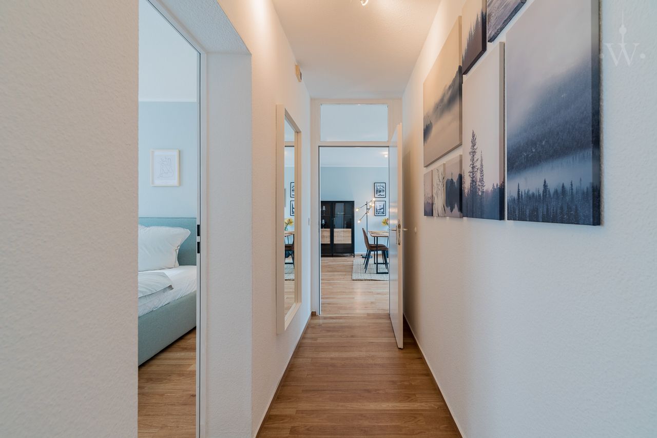 Modern 3-room apartment in the middle of Berlin - with service