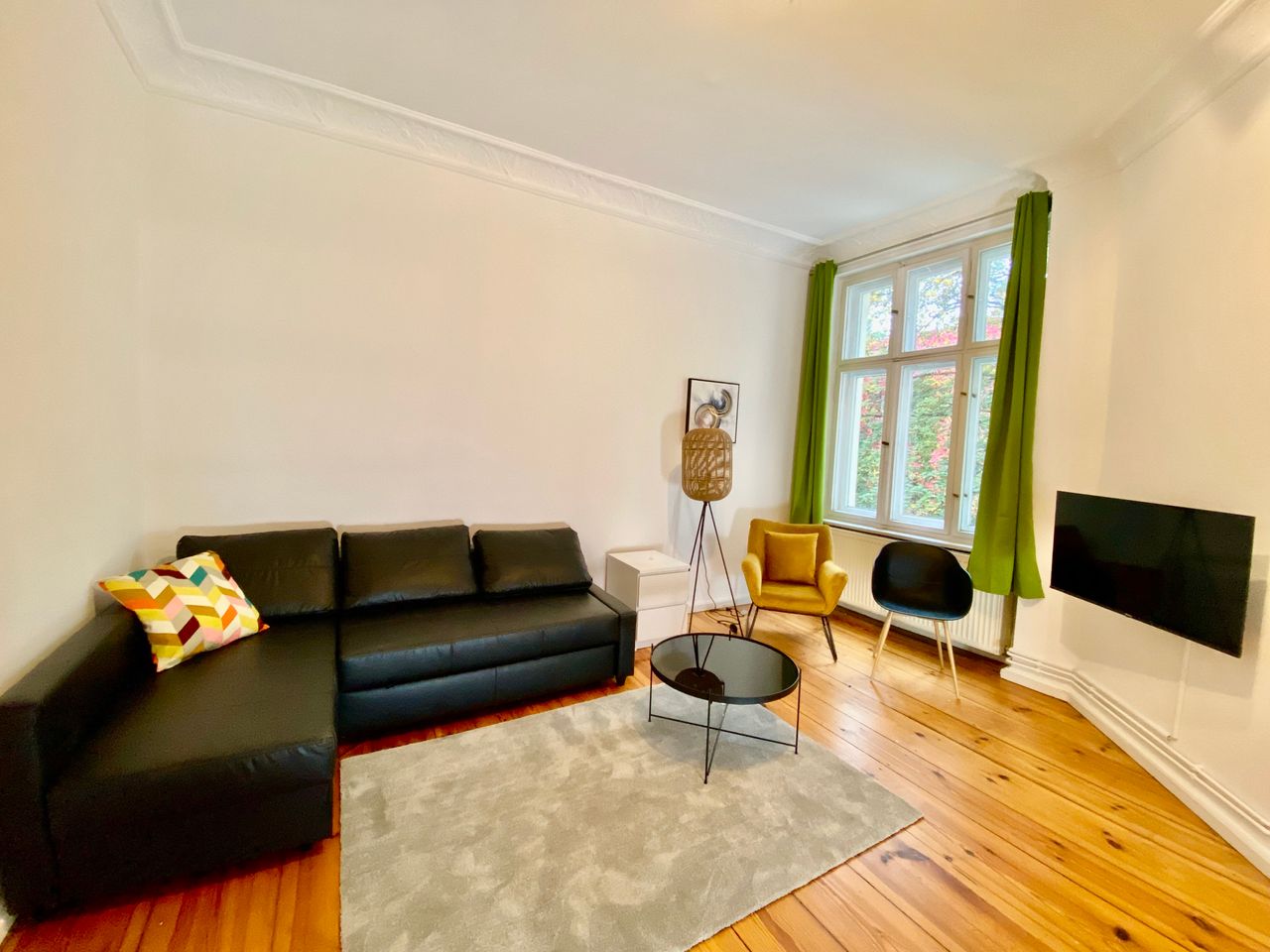 'EBONY' - beautiful 2 room apartment in super location in Friedrichshain