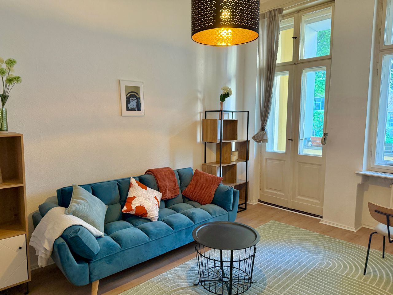 Renovated 2-Room Apartment in Green and Central Berlin-Pankow