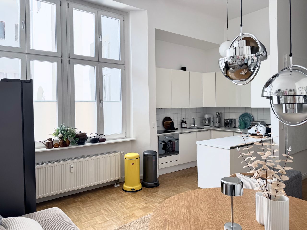 Premium Altbau Design Apartment in Berlin-Schöneberg with Terrace & Weekly Cleaning