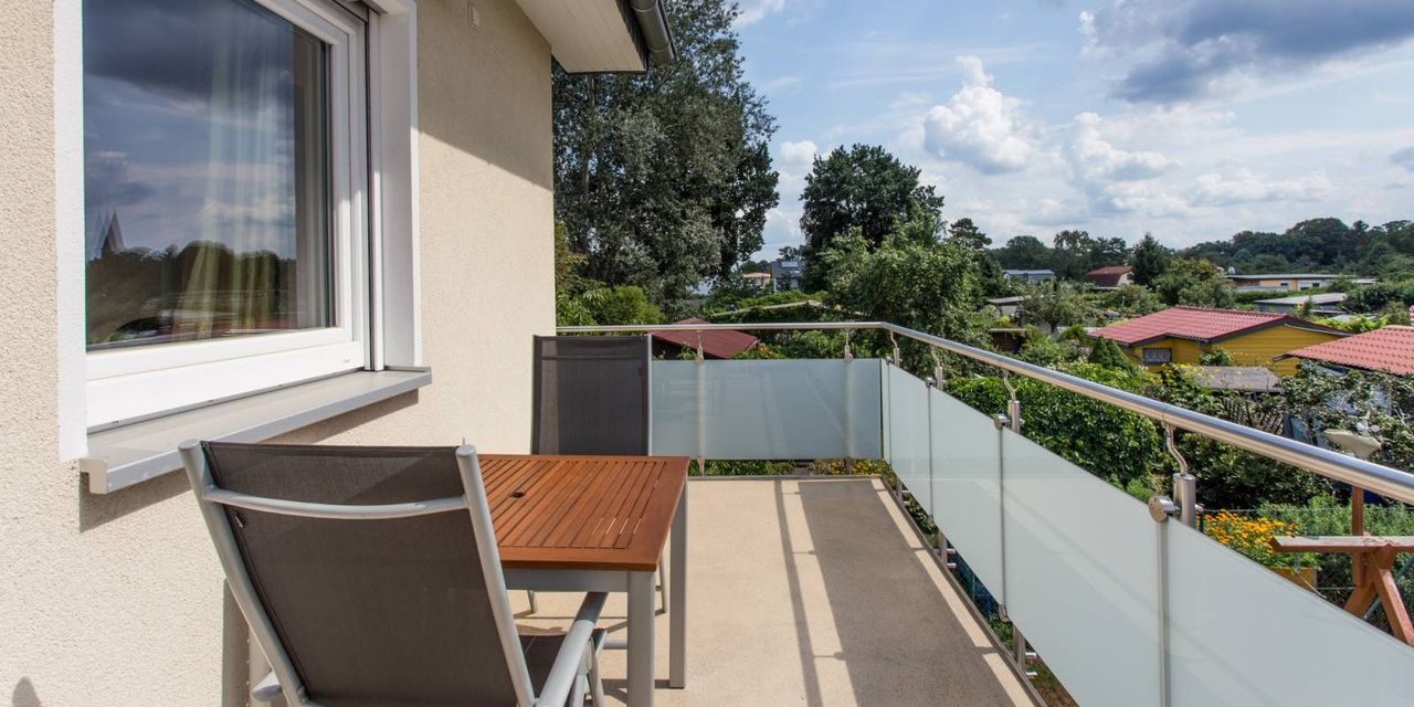 Smart living in green surroundings - within walking distance to the Technology Park Adlershof