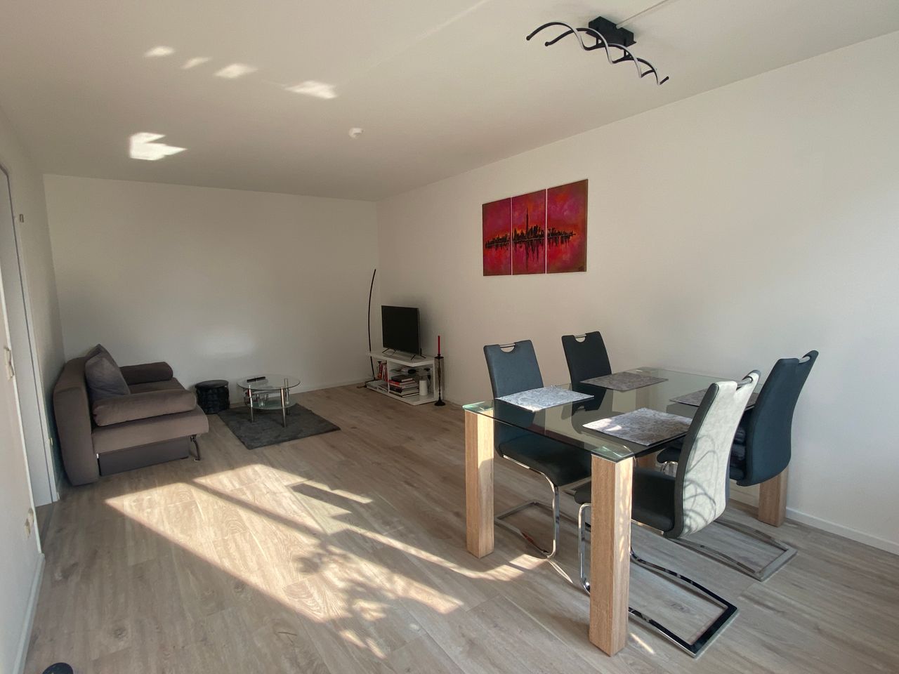 Beautiful 1 bed room apartment with balcony in Lichtenberg to rent